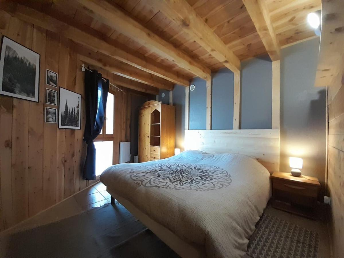 Maison De Montagne Dans Charmant Village Du Capcir Fontrabiouse Exteriör bild